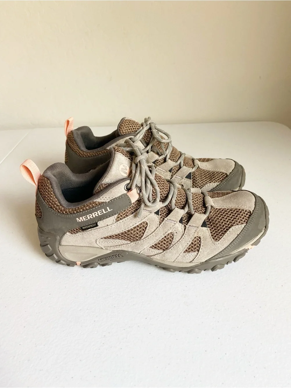 Merrell Alverstone Waterproof Hiking Shoes Aluminum/Coral Size 7.5